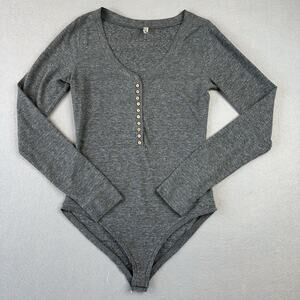 Intimately Free People Bodysuit Large Gray Dylan Henley Thumbholes Buttons